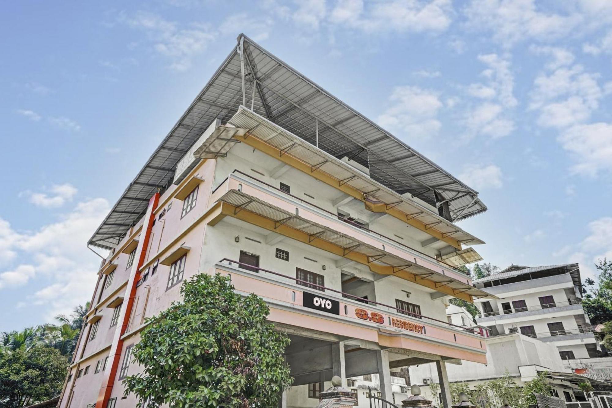 Hotel O Ss Residency Punalur Buitenkant foto